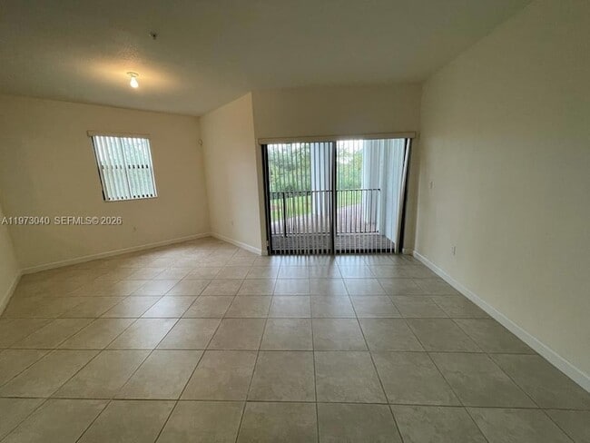 Building Photo - 10600 NW 88th St