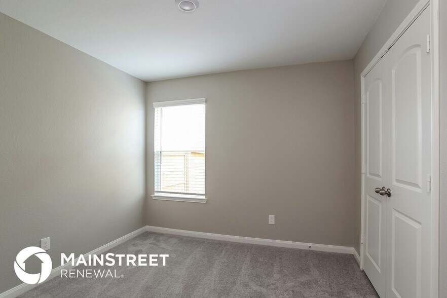 Building Photo - 26323 Michelangelo Dr