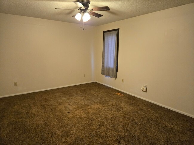 Building Photo - 7318 Wrangler Trail