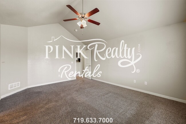 Building Photo - 7502 Araia Dr