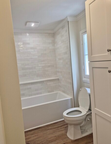 Building Photo - 632 Arlington Pl