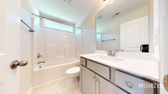 Building Photo - 16 Engelmann Ct