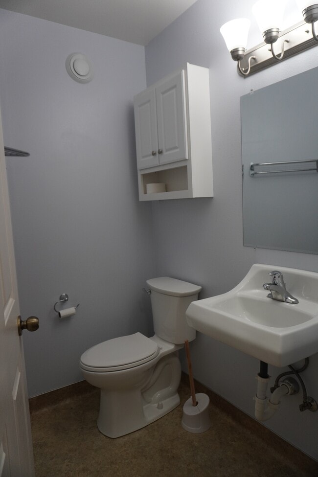 Building Photo - 1705 Resurrection Blvd