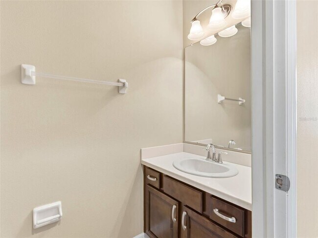 Building Photo - 2499 Calvano Dr