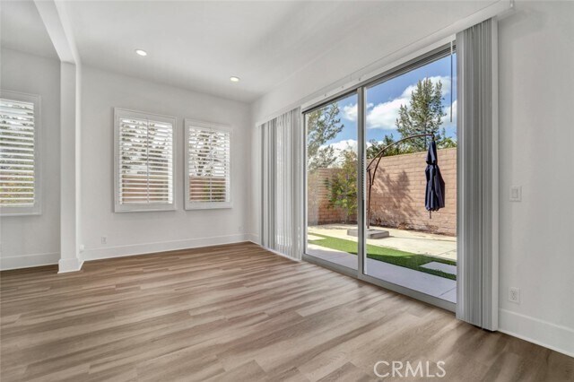 Building Photo - 67 Glacier