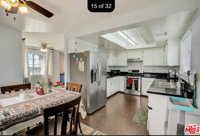 Building Photo - 4843 W 118th Pl