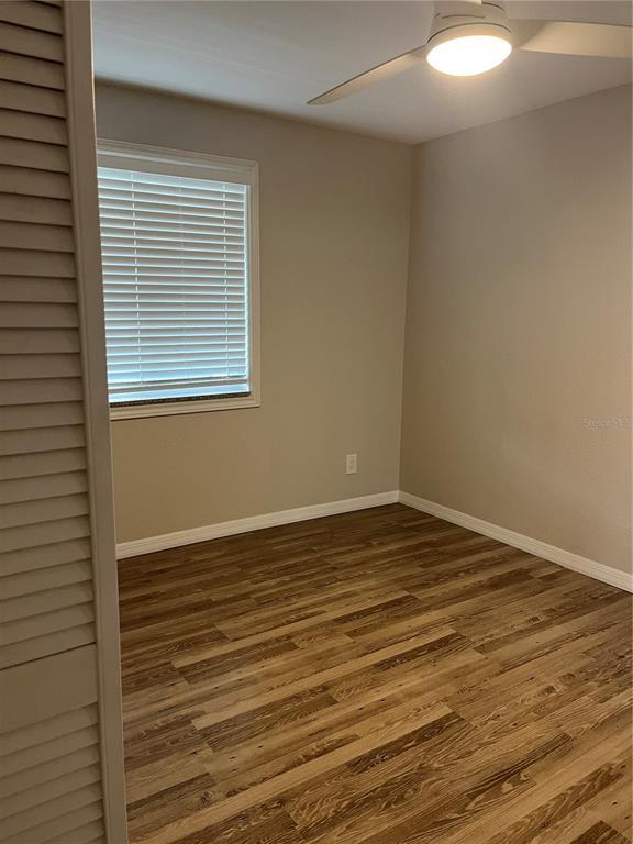 Building Photo - 528 Golden Raintree Pl
