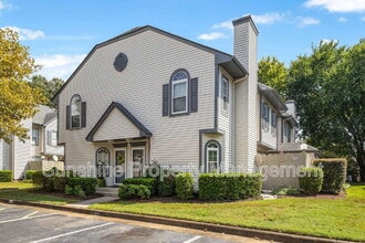 Building Photo - 4829 Shallowford Cir