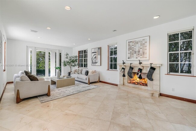 Building Photo - 184 Paloma Dr