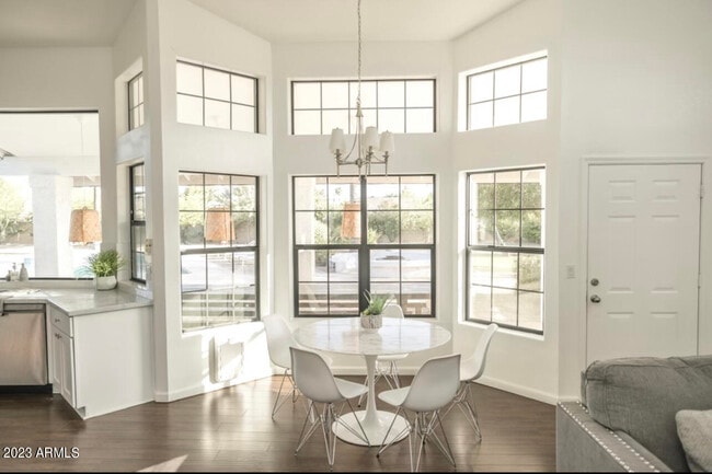 Building Photo - 6427 W Wethersfield Rd