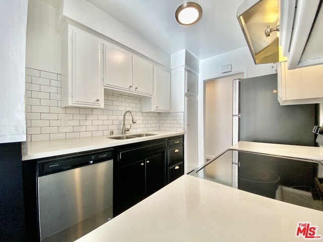 Building Photo - 2065 Rodney Dr