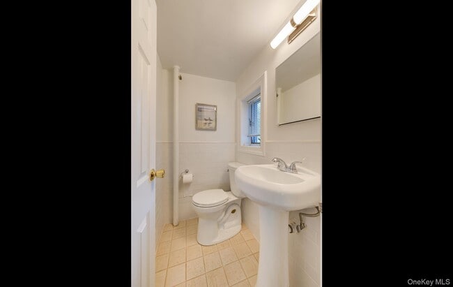 Building Photo - 74 Mulberry Ave