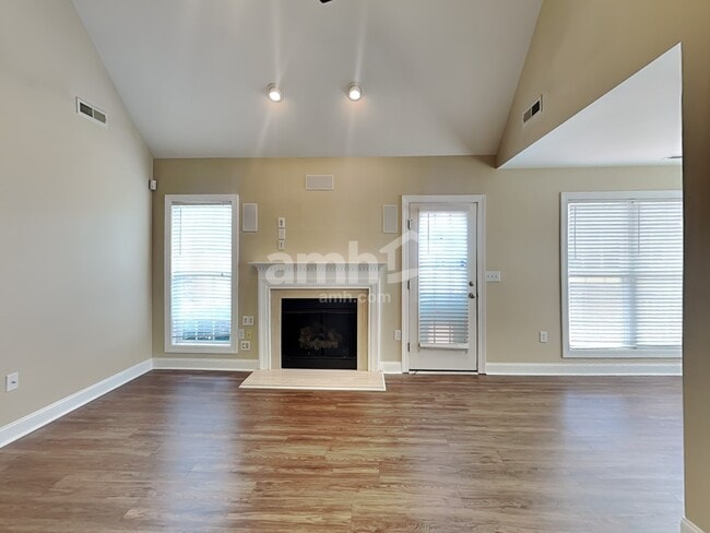 Building Photo - 1004 Ponape Ct