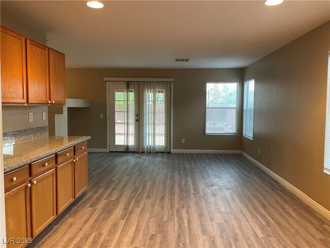 Building Photo - 9620 Christine View Ct