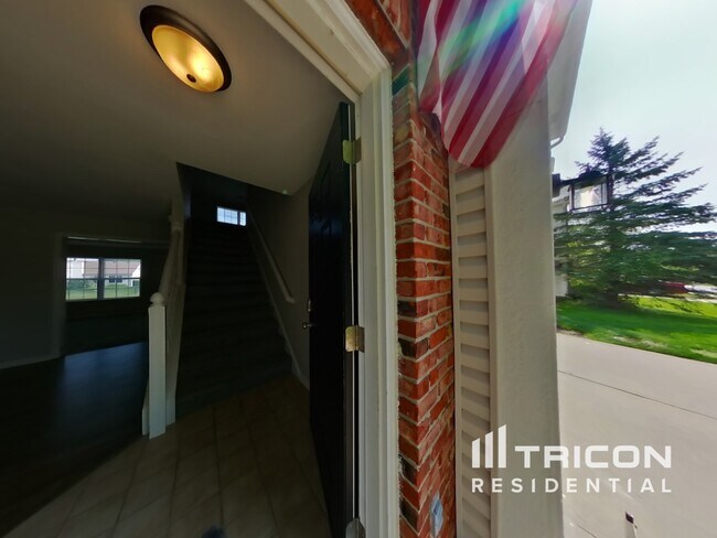 Building Photo - 9710 Treyburn Green Way