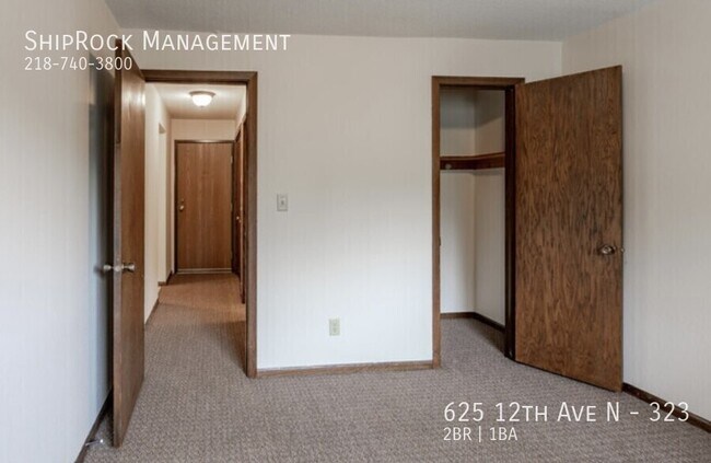 Building Photo - 625 12th Ave N