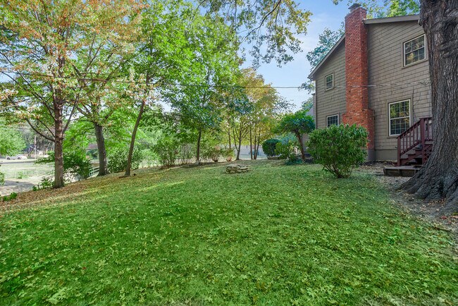 Building Photo - 9859 Connell Dr