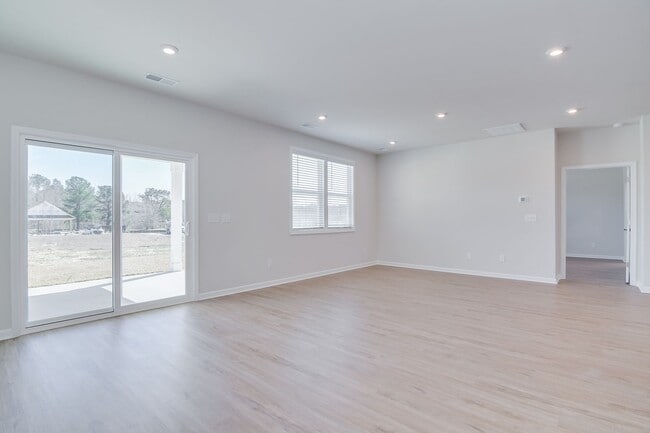 Building Photo - Stunning 4-Bedroom, 3-Bath New Construction Home with Master on Main and Upstairs Retreat