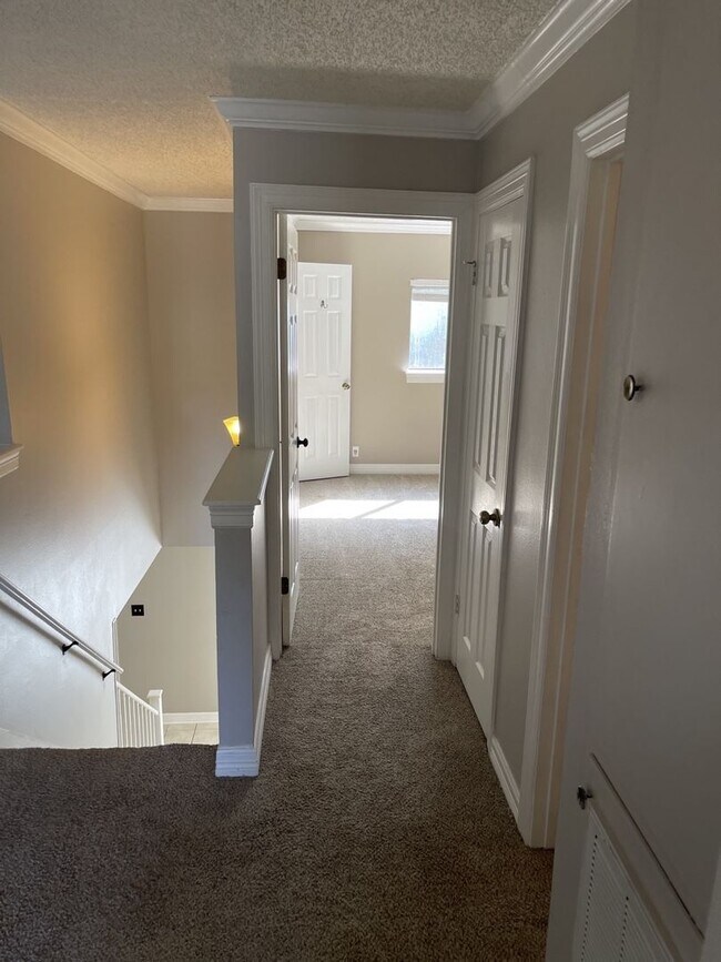 Building Photo - THE GARDENS OF CANYON