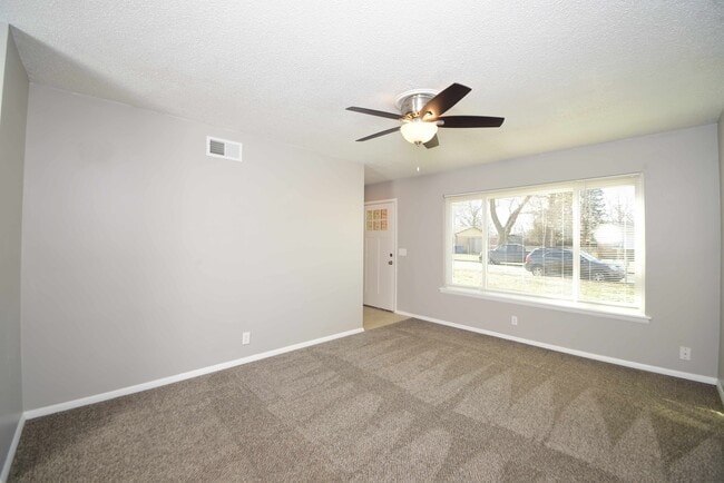 Building Photo - 2485 S 127th E Ave