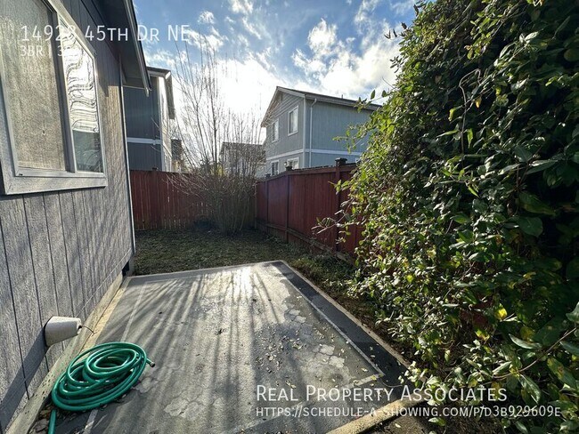 Building Photo - 14928 45th Dr NE