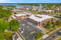 Building Photo - Betsy Town Flats