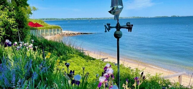 Building Photo - 580 South Ln