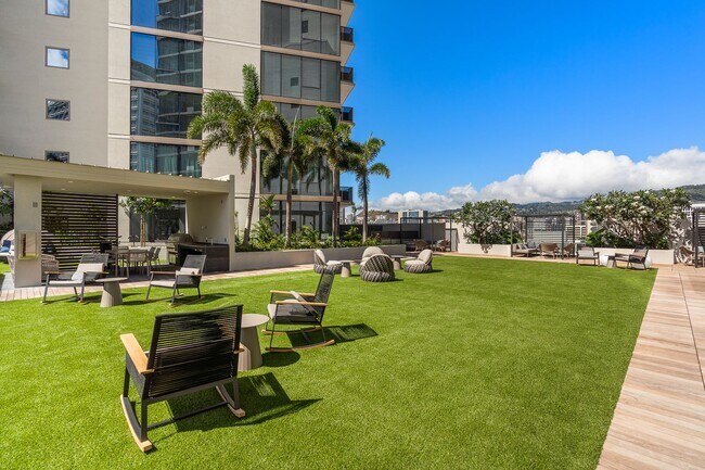 Building Photo - Sky Ala Moana 1bd/1bth/1prk with open views
