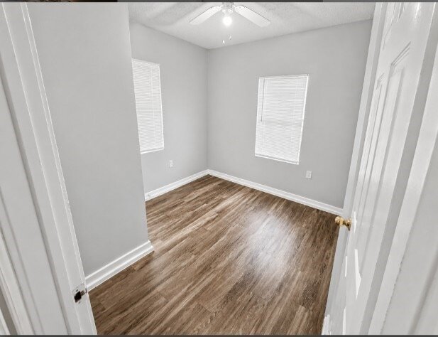 Building Photo - 2714 Kavasar Dr