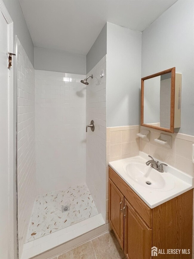 Building Photo - 3908 Birchwood Ct