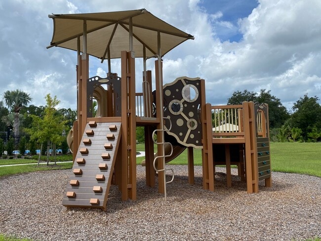 Building Photo - 16324 Winding Preserve Cir