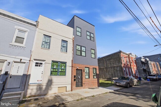 Building Photo - 2126 N Percy St