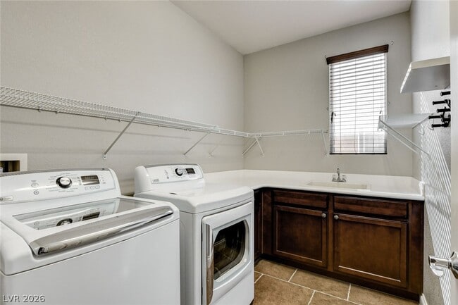 Building Photo - 7116 Boomer Beach St