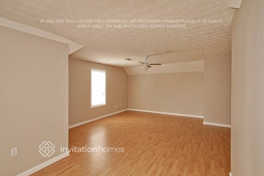 Building Photo - 1807 Summit Creek Way
