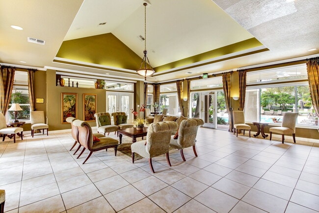 Building Photo - 9 Arbor Club Dr