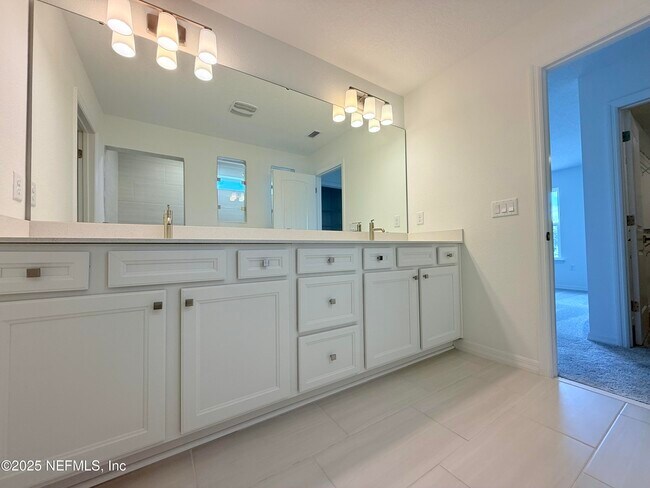 Building Photo - 3321 Harvesters Ct