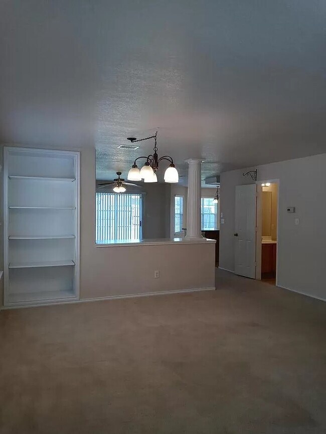 Building Photo - 11231 Sierra Trl