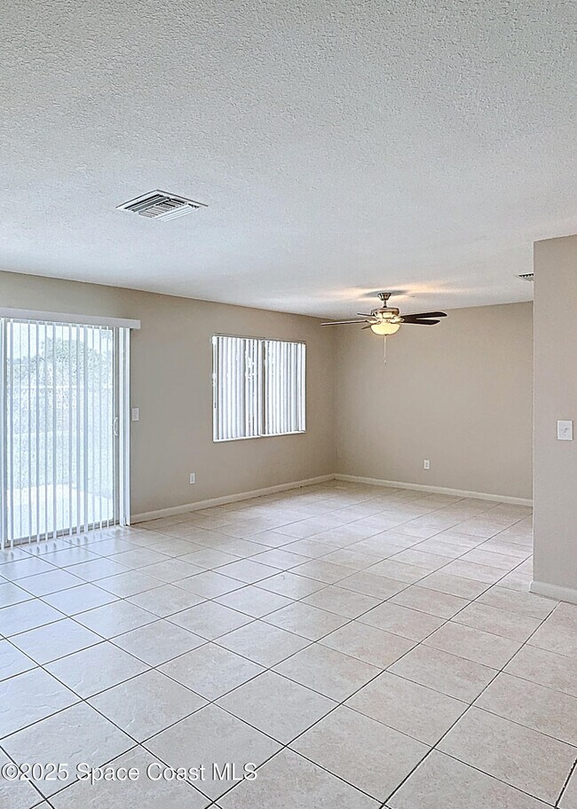 Building Photo - 250 Richland Ave