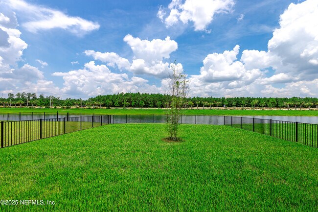 Building Photo - 350 Brookgreen Wy