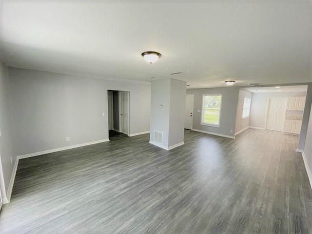Building Photo - 705 Harland Ct