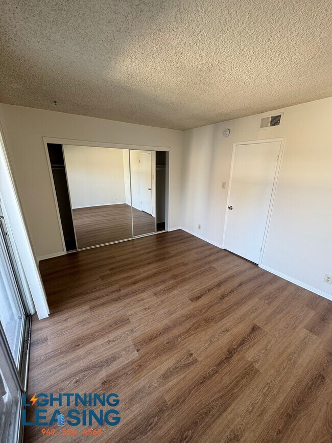 Building Photo - 4737 Orion Ave