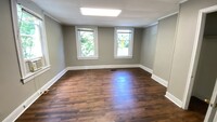 Building Photo - 2234 Ravine St