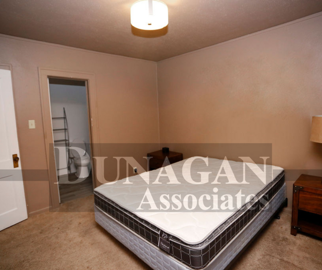 Building Photo - ALL BILLS PAID, Fully Furnished 1 bed/1bath!