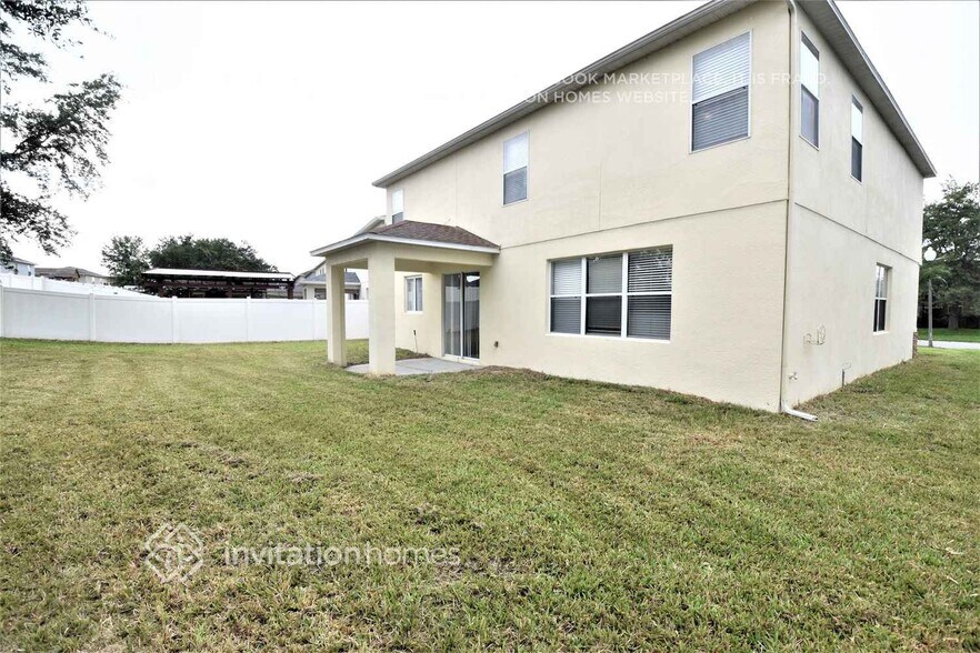 Building Photo - 15364 Galbi Dr