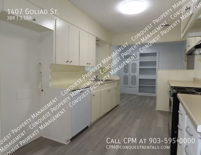 Building Photo - 1407 Goliad St