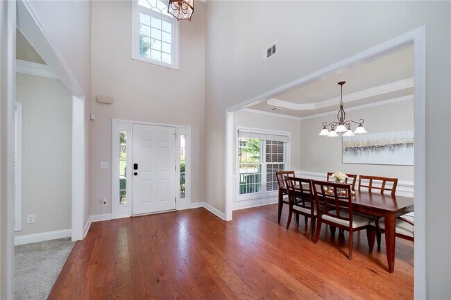 Building Photo - 1120 Bagwell Dr NW