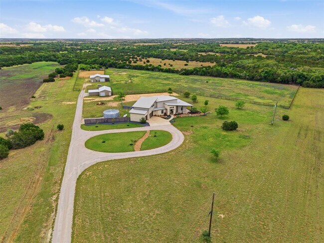 Building Photo - 215 Mesa Vista Dr
