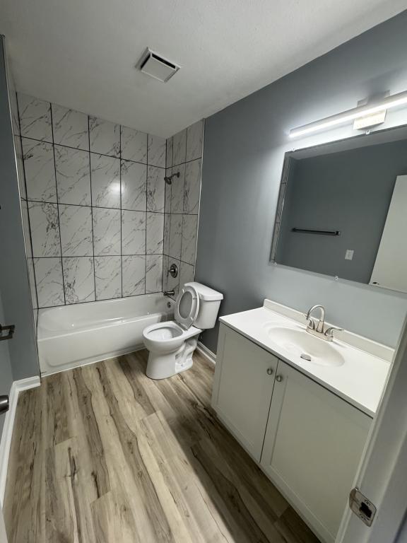 Building Photo - 30 Apple Ln