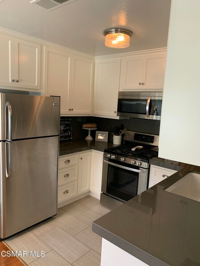 Building Photo - 1345 Alessandro Dr