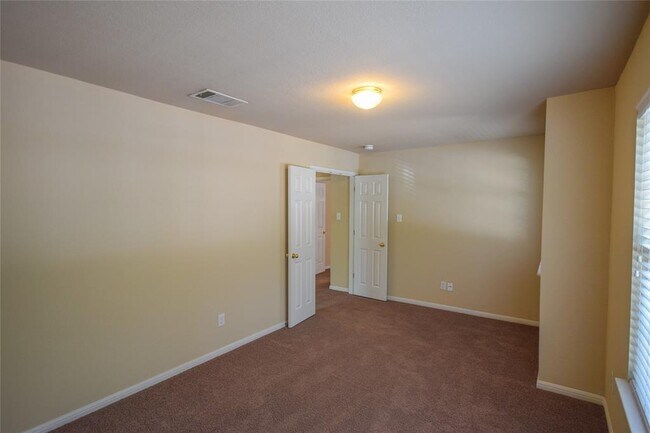 Building Photo - 2730 Granite Creek Dr